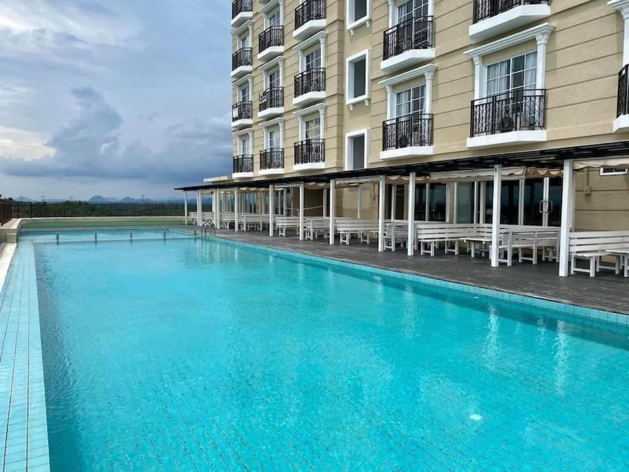 Pool View At Sweet Home Ii-Champs Elysees, Kampar Exterior photo